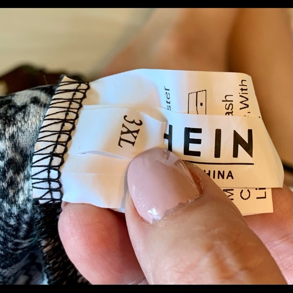 Animal print pants (3X) - Picture 3 of 3